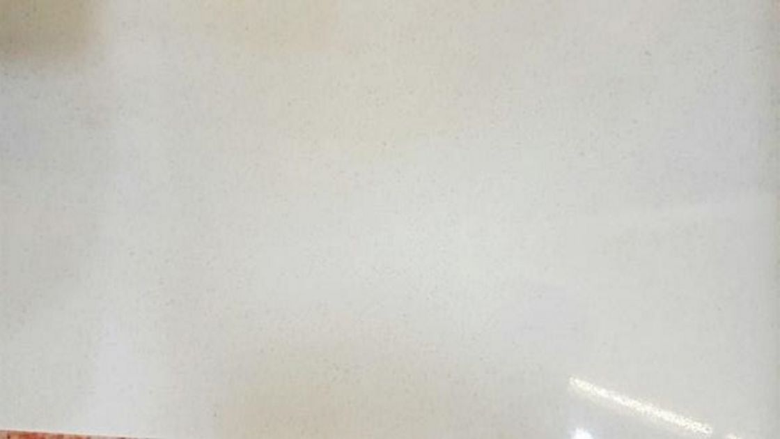 QUARTZ 1205